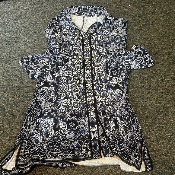 White House Black Market Tops - White House Black Market blouse size L